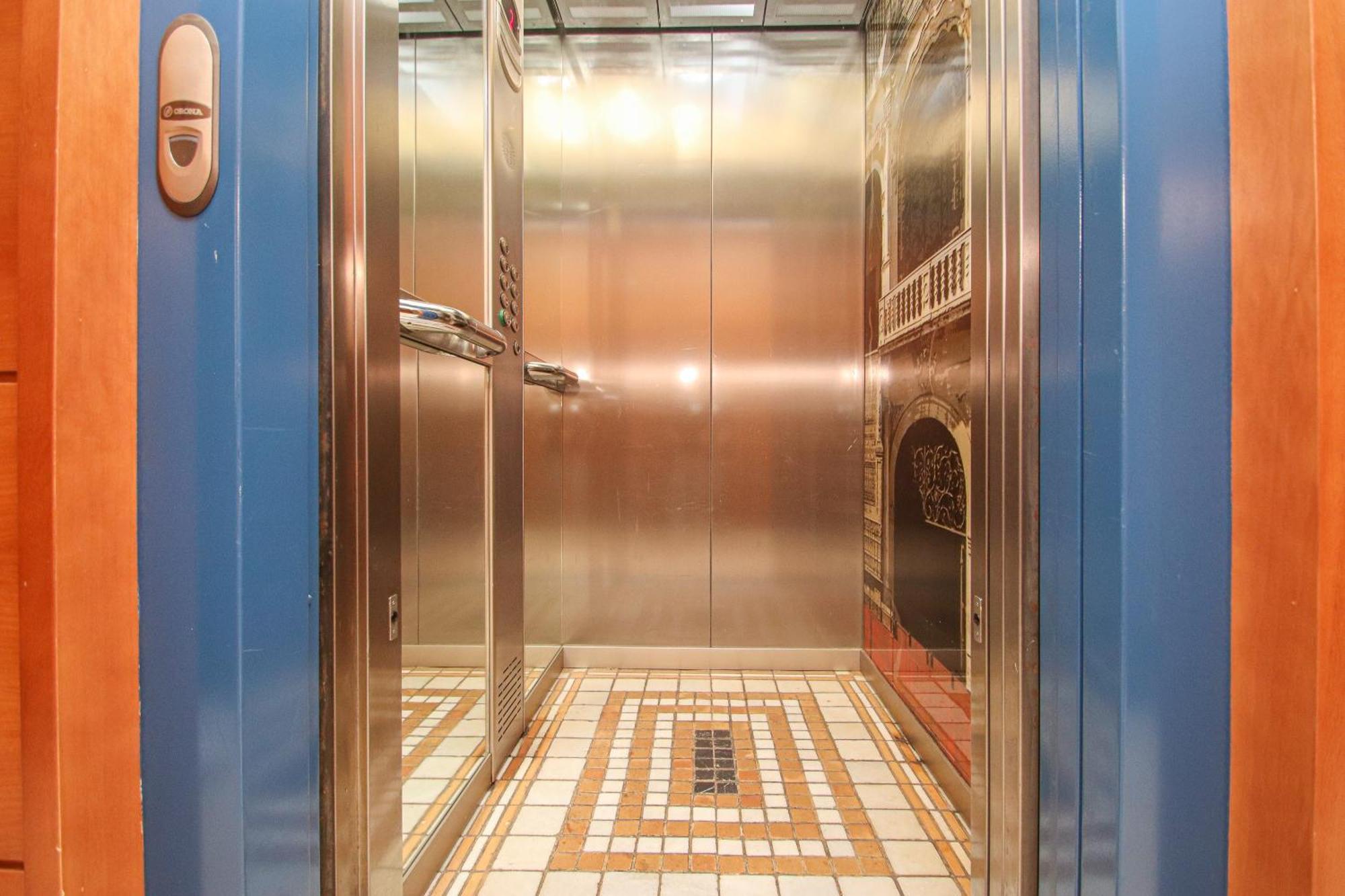 Luxury Apt In Plaza De Espana - Free Parking Sewilla Zewnętrze zdjęcie